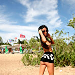 Second pic of CutiesFlashing - free flashing/public photo galleries