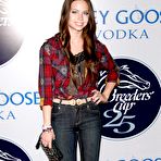 Third pic of Daveigh Chase Chloe los angeles boutique opening celebration cameltoe free photo gallery - Celebrity Cameltoes