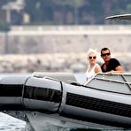 First pic of  Gwen Stefani fully naked at Largest Celebrities Archive! 