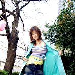 First pic of Maki - Maki is a model who poses in pigtails 