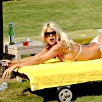 Fourth pic of Victoria Silvstedt