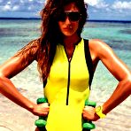 Fourth pic of Gisele Bundchen fully naked at Largest Celebrities Archive!