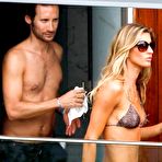 Second pic of Gisele Bundchen fully naked at Largest Celebrities Archive!