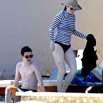 Second pic of Julianne Moore fully naked at Largest Celebrities Archive!