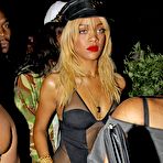 Third pic of :: Largest Nude Celebrities Archive. Rihanna fully naked! ::