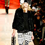 Fourth pic of Erin Heatherton sexy and lingeries runway shots