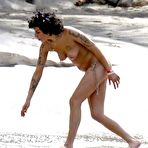 Fourth pic of -= Banned Celebs presents Amy Winehouse gallery =-