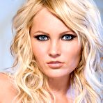 First pic of HANNAH HILTON