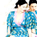 Second pic of Thora Birch