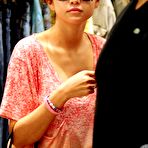 Third pic of Selena Gomez fully naked at Largest Celebrities Archive!