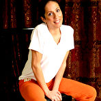 First pic of Mature Pictures Featuring 32 Year Old Sandy M From AllOver30