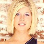 First pic of Heidi Perky Little Boobies