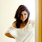 Second pic of Tiffani Thiessen absolutely naked at TheFreeCelebMovieArchive.com!