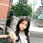 First pic of Asian Close Ups