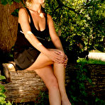 First pic of Mature Pictures Featuring 30 Year Old Linda S From AllOver30