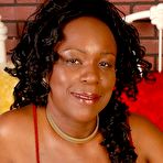 First pic of OLDSPUNKERS.com Presents Yvette, Hardcore Mature Black Lady!