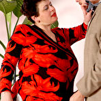 Fourth pic of BoysLoveMatures :: Leonora&Mike fucking older beautie