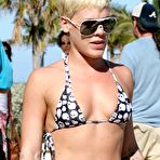 Second pic of :: Pink exposed photos :: Celebrity nude pictures and movies.