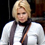 Second pic of :: Babylon X ::Sophie Monk gallery