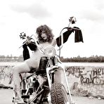 Third pic of :: Largest Nude Celebrities Archive. Paz De La Huerta fully naked! ::