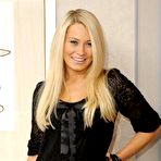 Second pic of RealTeenCelebs.com - Emily Biggs nude photos and videos