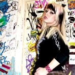 Third pic of Amateur emo girls