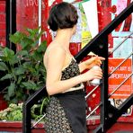First pic of :: Largest Nude Celebrities Archive. Zooey Deschanel fully naked! ::