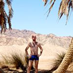 Third pic of Hot sex in public shower - porntraveling.com