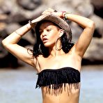 First pic of Rihanna fully naked at Largest Celebrities Archive!