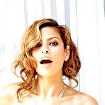 Second pic of :: Babylon X ::Eva Mendes gallery