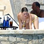 Fourth pic of :: Largest Nude Celebrities Archive. Anna Friel fully naked! ::