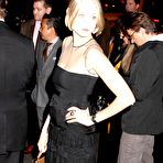Second pic of :: Largest Nude Celebrities Archive. Leelee Sobieski fully naked! ::