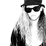 First pic of Rihanna nude photos and videos at Banned sex tapes