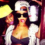 Second pic of Rihanna fully naked at Largest Celebrities Archive!