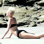 Second pic of Miley Cyrus fully naked at Largest Celebrities Archive!