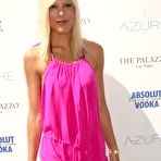 Fourth pic of Tori Spelling nude photos and videos at Banned sex tapes