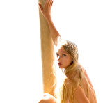 Second pic of ANNA AO  BY MAX_ASOLO - PRESENTING ANNA - ORIG. PHOTOS AT 3800 PIXELS - &copy; 2006 MET-ART.COM