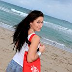 First pic of Sasha - IKnowThatGirl.com