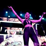 Second pic of Miley Cyrus fully naked at Largest Celebrities Archive!