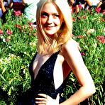 First pic of Dakota Fanning nude photos and videos at Banned sex tapes