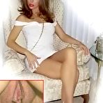 Second pic of REAL MATURE AMATEURS - by homemadejunk.com