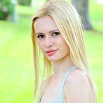 First pic of Kennedy Kressler - Kennedy Kressler likes getting outdoors to get totally naked and show off in the park