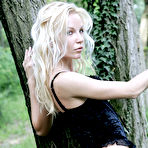 Fourth pic of GWYNETH A  BY LUCA_HELIOS - WAJANI - ORIG. PHOTOS AT 3500 PIXELS - &copy; 2006 MET-ART.COM