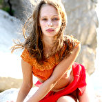 Third pic of SVETA D  BY PAROMOV - PRESENTING SVETA - ORIG. PHOTOS AT 4300 PIXELS - &copy; 2006 MET-ART.COM