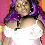 First pic of Black breasted Carol shows and plays her massive melons