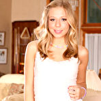 First pic of Chastity Lynn spreads her pink pussy wide open