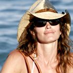 Second pic of Cindy Crawford sex pictures @ OnlygoodBits.com free celebrity naked ../images and photos