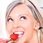 Second pic of TeenQueens.Net - Aaliyah Love