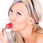 Fourth pic of TeenQueens.Net - Aaliyah Love