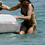 First pic of Cindy Crawford Nude Posing Photos